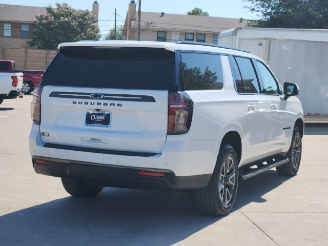Used 2022 Chevrolet Suburban Z71 w/ Luxury Package AWD/4WD image 15