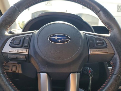 Used 2017 Subaru Crosstrek 2.0i Premium w/ Moonroof Package image 23