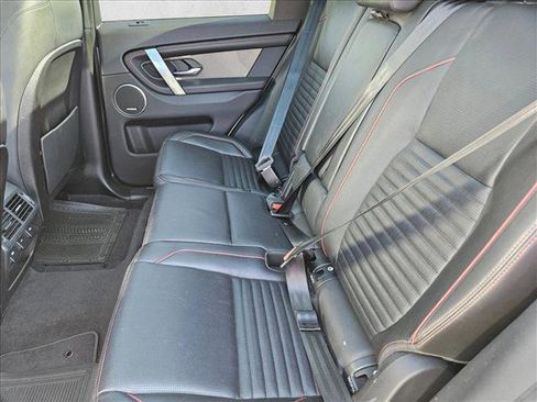 Used 2020 Land Rover Discovery Sport SE R-Dynamic image 8