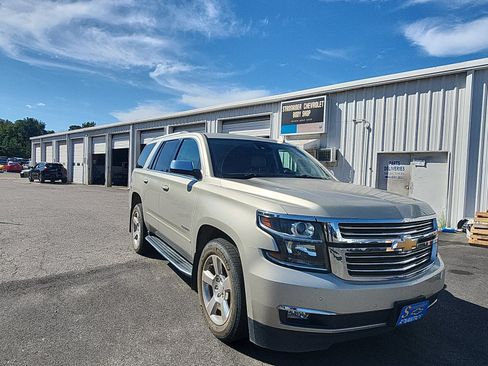 Used 2017 Chevrolet Tahoe Premier AWD/4WD image 7