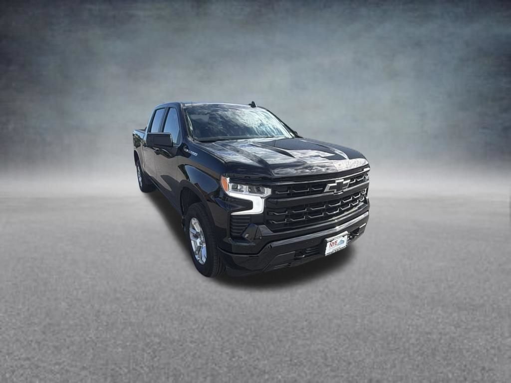 Used 2026 Chevrolet Silverado 1500 RST AWD/4WD image 18