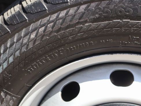 Used 2024 Ford Transit 250 148 High Roof w/ Load Area Protection Package image 40