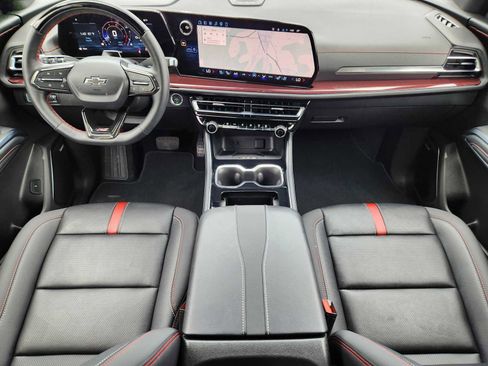 Certified 2026 Chevrolet Traverse RS w/ LPO, Floor Liner Package FWD image 26