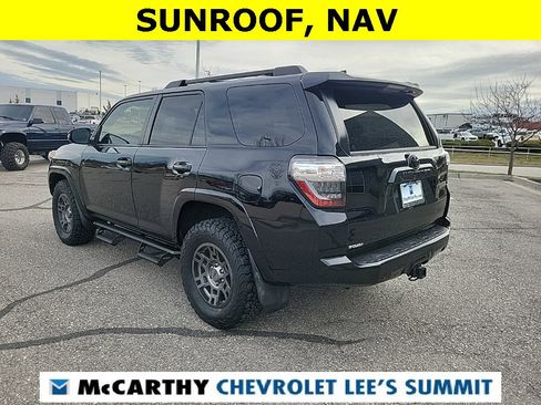 Used 2020 Toyota 4Runner Venture image 5