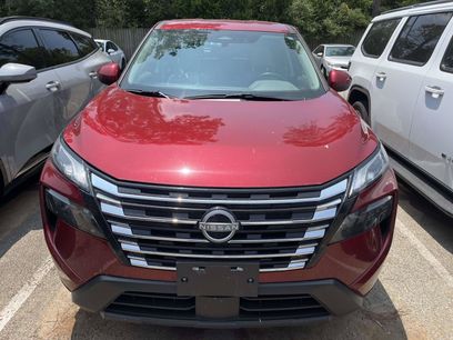 Used 2025 Nissan Rogue SV