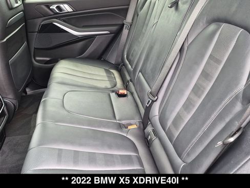 Used 2022 BMW X5 xDrive40i AWD/4WD image 3
