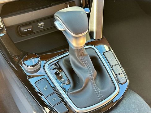 New 2026 Kia Seltos EX FWD image 17