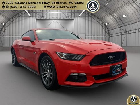 Used 2015 Ford Mustang GT RWD image 1