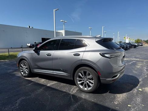 Used 2022 Buick Envision Avenir w/ Technology Package II AWD/4WD image 4
