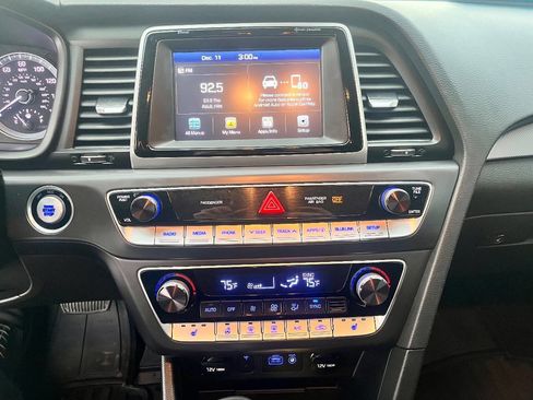 Used 2018 Hyundai Sonata SEL w/ Tech Package 04 image 16