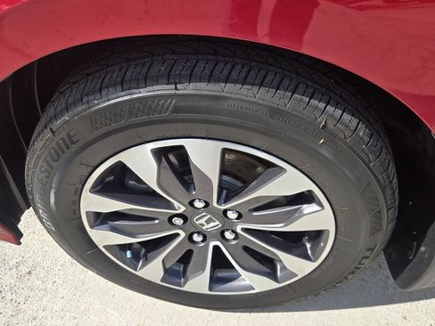 Used 2024 Honda Odyssey EX-L image 10