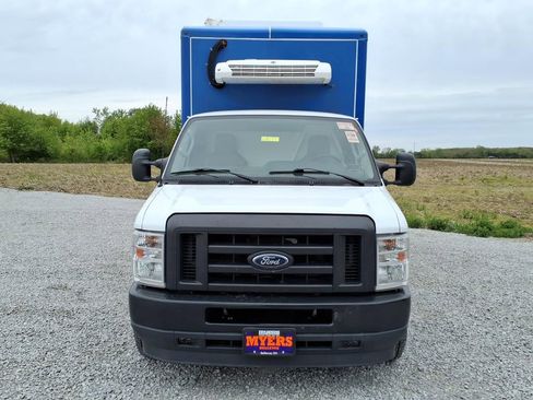Used 2024 Ford E-350 and Econoline 350 Super Duty w/ Power Windows & Locks Group RWD image 12