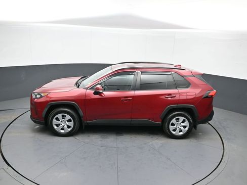 Certified 2020 Toyota RAV4 LE w/ All Weather Liner Package image 40