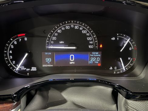 Used 2018 Cadillac XT5 Luxury w/ Driver Awareness Package image 19