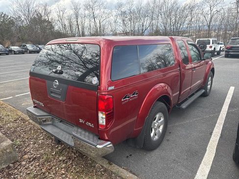 Used 2012 Nissan Frontier SV w/ SV Premium Utility Pkg image 4