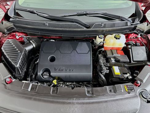 Used 2021 Buick Enclave Essence w/ Sport Touring Edition image 32