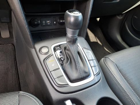 Used 2021 Hyundai Kona Limited w/ Cargo Package image 12