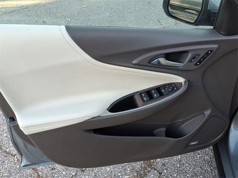 Certified 2024 Chevrolet Malibu LT image 11