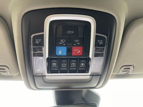 Used 2025 RAM 1500 Limited w/ Trailer Tow Group AWD/4WD image 27