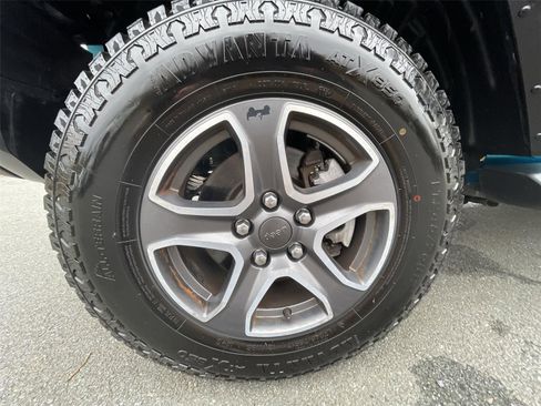 Used 2020 Jeep Wrangler Unlimited Sport image 25