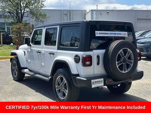 Used 2023 Jeep Wrangler Unlimited Sahara AWD/4WD image 5