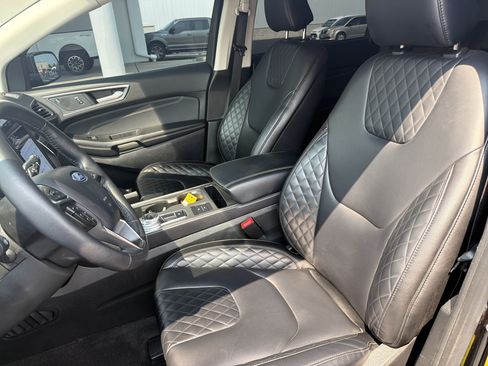 Used 2024 Ford Edge Titanium AWD/4WD image 21
