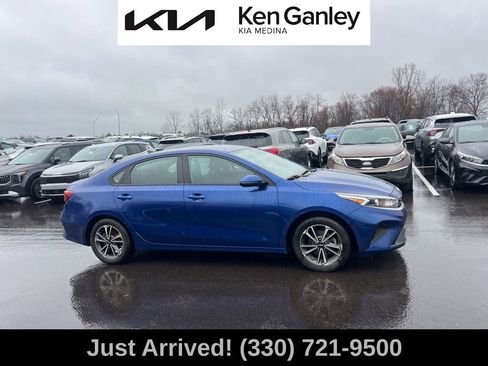 Certified 2023 Kia Forte LXS w/ LXS Technology Package image 4