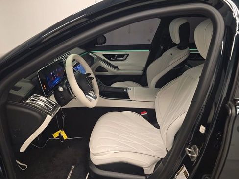 Used 2025 Mercedes-Benz S 63 AMG S w/ Rear Seat Package image 4