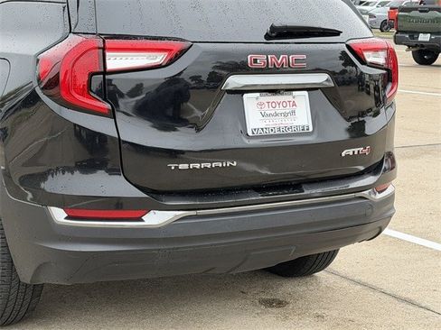 Used 2023 GMC Terrain AT4 image 6