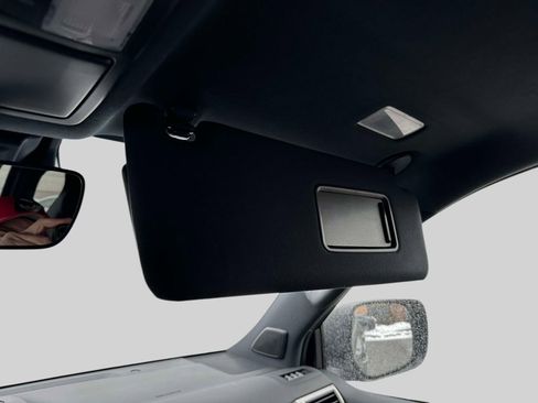 Used 2023 Lexus GX 460 Premium w/ Premium Package image 29