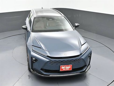 Used 2025 Toyota Crown Signia w/ Advanced Technology Package AWD/4WD image 32
