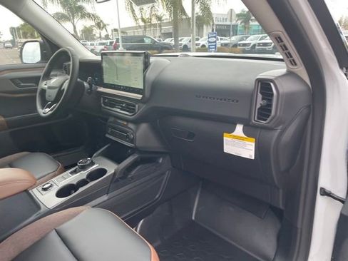 New 2025 Ford Bronco Sport Outer Banks w/ Sasquatch Outer Banks Package image 28