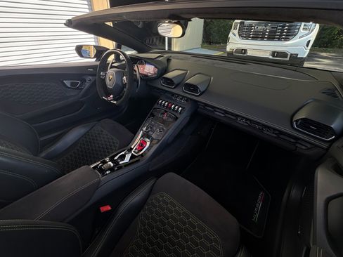 Used 2017 Lamborghini Huracan LP 610-4 image 47