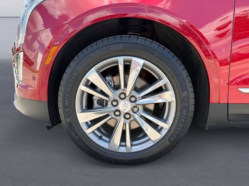 Used 2022 Cadillac XT5 Premium Luxury w/ Platinum Package AWD/4WD image 13