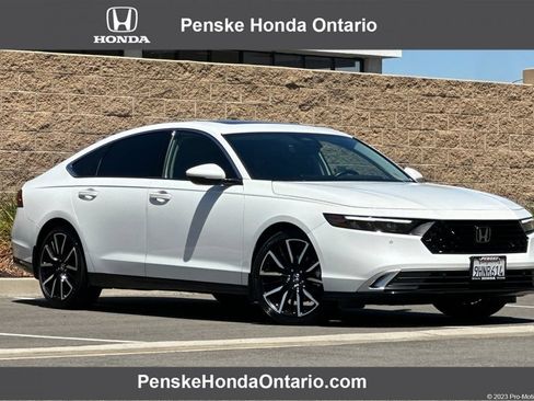 Used 2023 Honda Accord Touring image 1