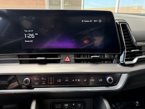 Used 2025 Kia Sportage SX FWD image 19