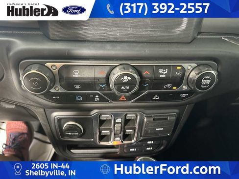 Used 2023 Jeep Wrangler Unlimited AWD/4WD image 19