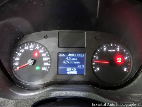 Used 2019 Mercedes-Benz Sprinter 170 image 10