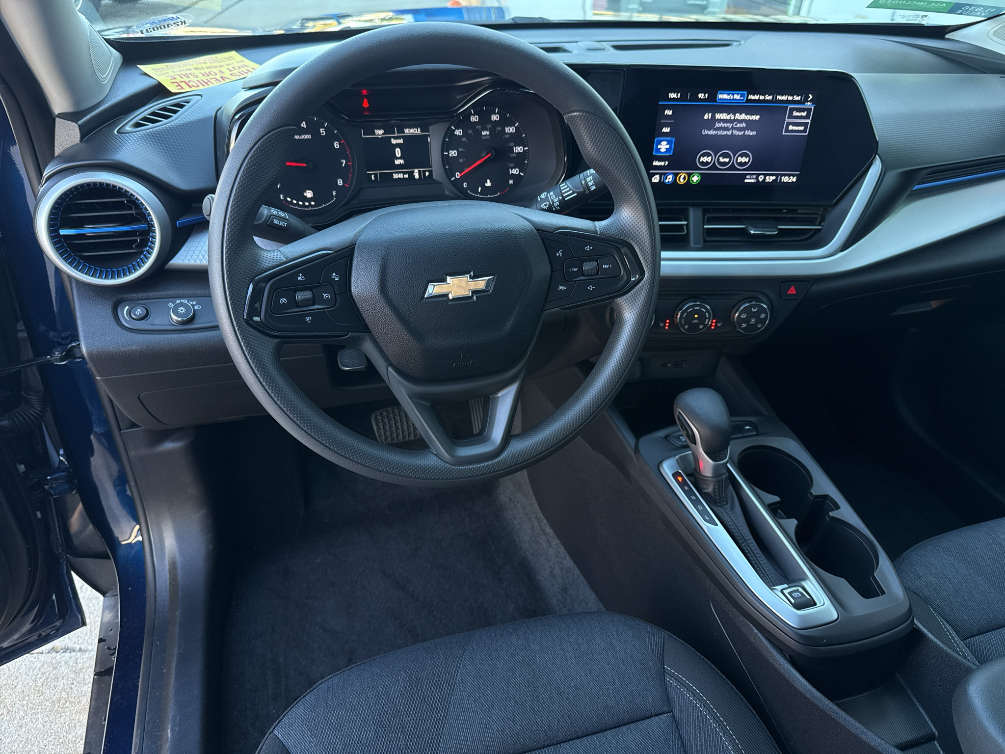 Used 2024 Chevrolet Trax LS w/ LS Convenience Package FWD image 10