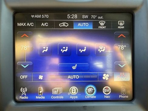 Used 2016 Chrysler 300 S image 30