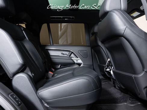 Used 2025 Land Rover Range Rover Long Wheelbase SE AWD/4WD image 54