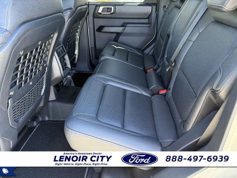 New 2025 Ford Bronco Badlands w/ Sasquatch Package image 11
