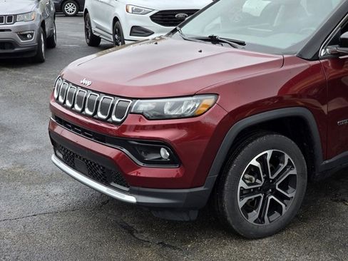 Used 2022 Jeep Compass Limited image 16