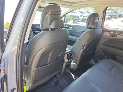 New 2026 Kia Sportage SX Prestige image 17