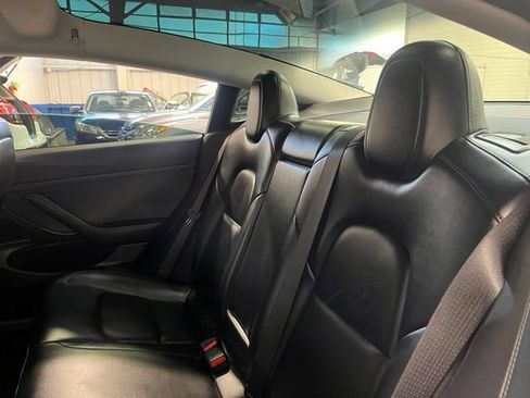 Used 2020 Tesla Model 3 Standard Range Plus RWD image 18
