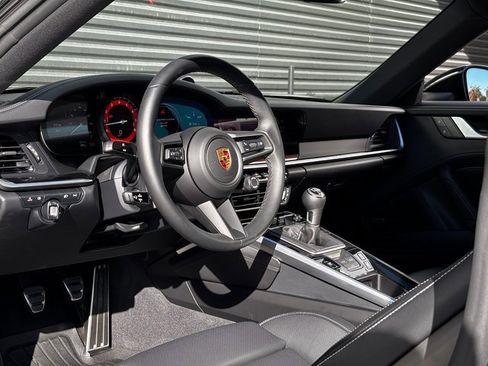 Certified 2024 Porsche 911 Carrera 4S image 4