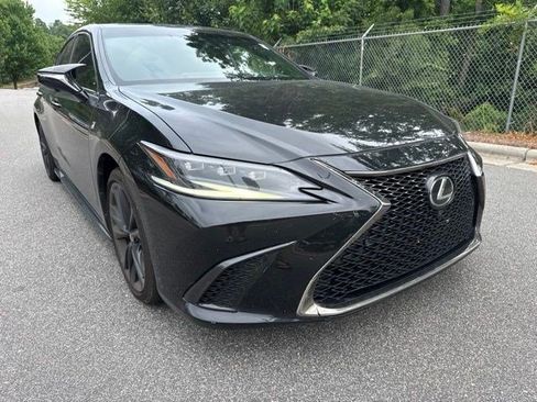 Used 2023 Lexus ES 350 F Sport w/ Accessory Package (Z1) FWD image 3