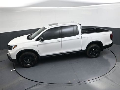 New 2026 Honda Ridgeline Black Edition image 13