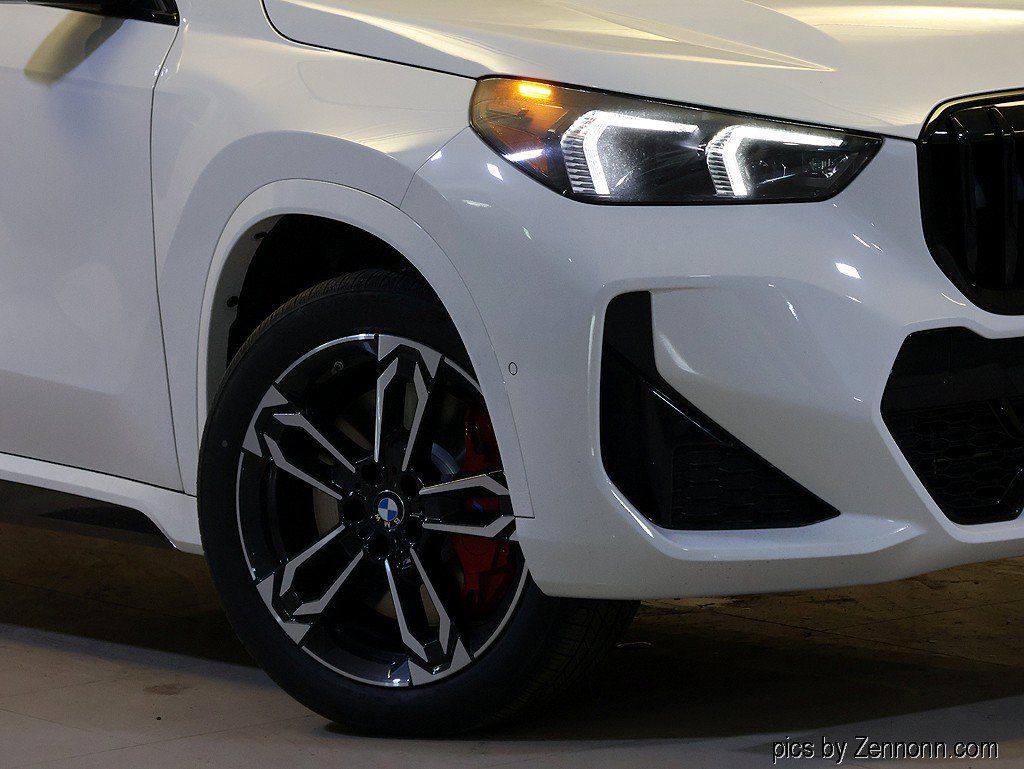 New 2027 BMW X1 xDrive28i AWD/4WD image 3