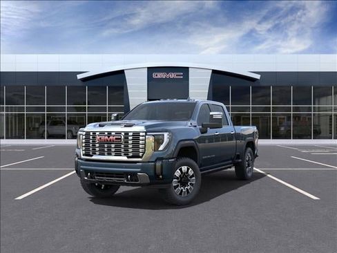New 2025 GMC Sierra 2500 Denali w/ Denali Reserve Package image 8